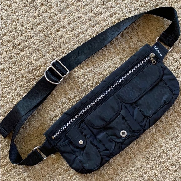 lululemon athletica Handbags - Lululemon Fanny Pak For Dog Walking
